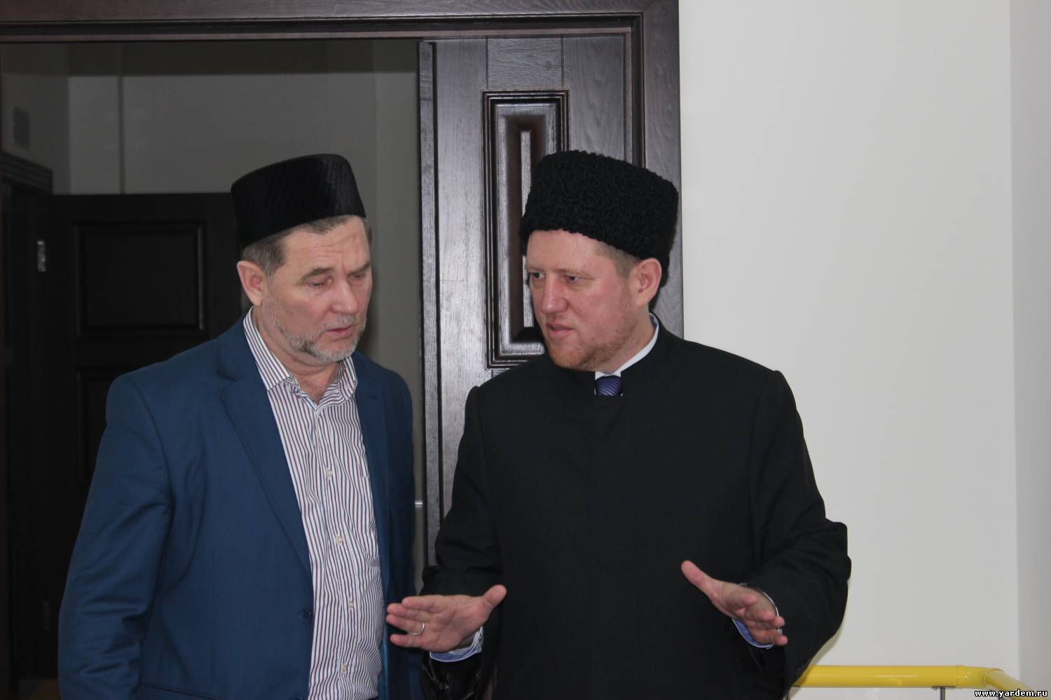Муфтий Ханты-Мансийского автономного округа Тагир Саматов посетил мечеть "Ярдэм"