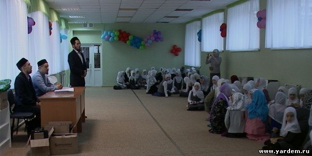 Имам мечети "Ярдэм" посетил Нижнекамск