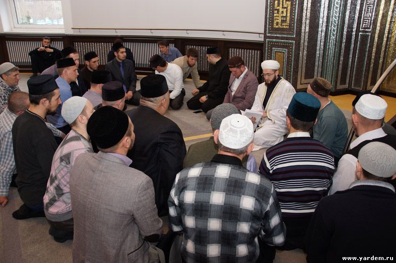 В мечети Ярдэм мухтасибаты обучали благотворительной работе